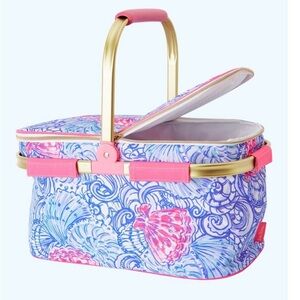 Lilly Pulitzer Insulated Picnic Basket NWOT shells cooler bag